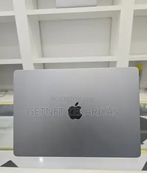 New Laptop Apple MacBook Air 2022 M2 8GB Apple M2 SSD 512GB