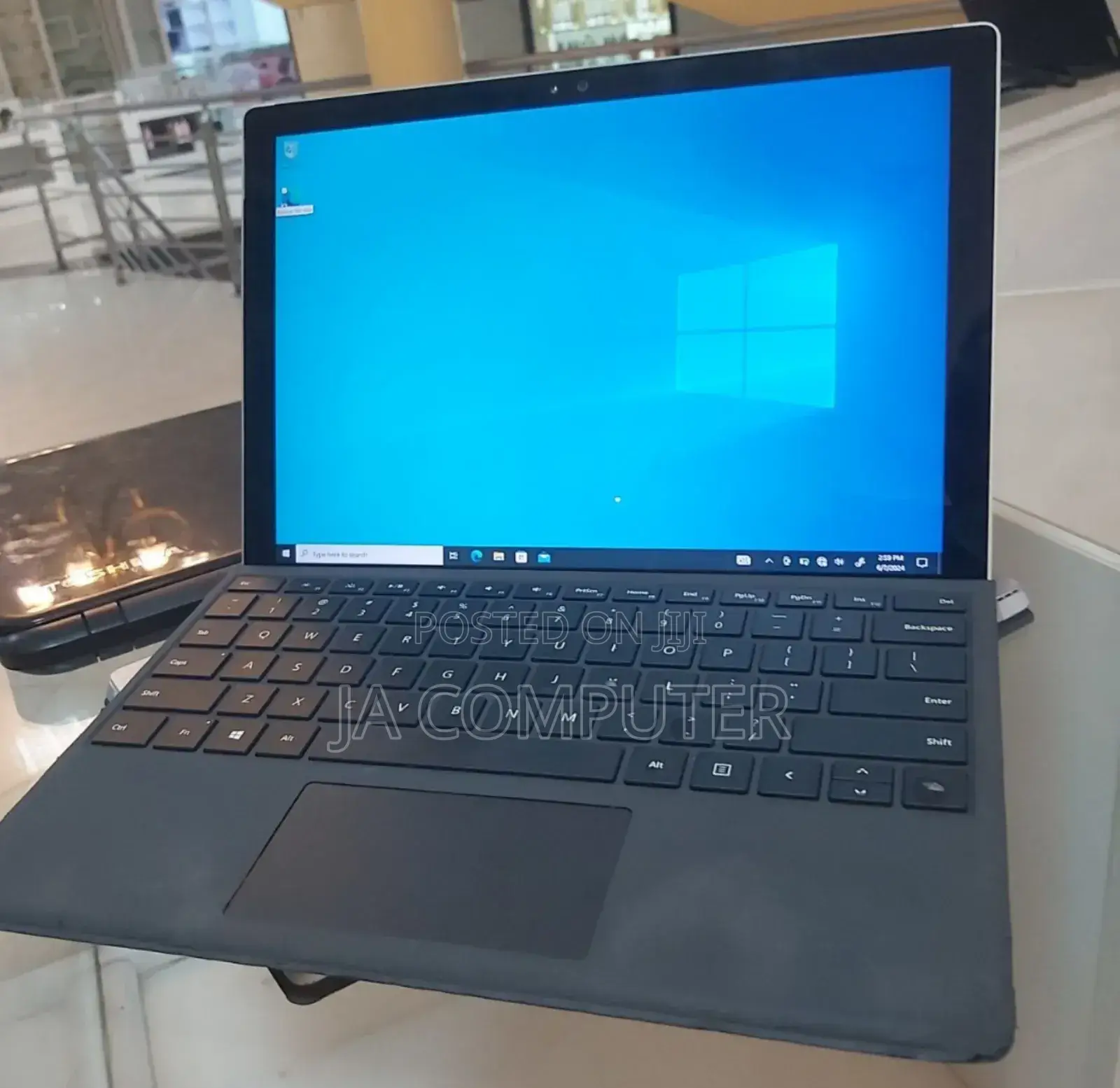 New Laptop Microsoft Surface Pro 4 4GB Intel Core I5 SSD 128GB