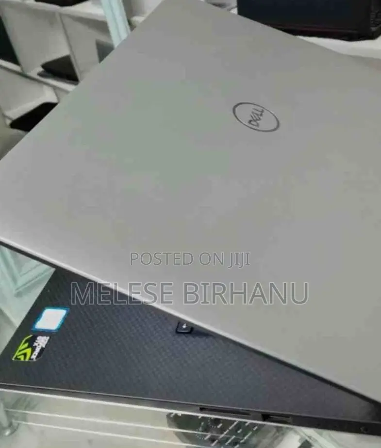 New Laptop Dell XPS 12 9250 32GB Intel Core I7 SSD 1T