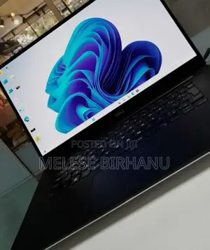 New Laptop Dell XPS 12 9250 32GB Intel Core I7 SSD 1T