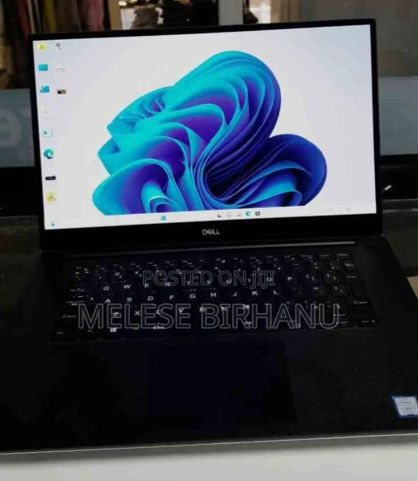 New Laptop Dell XPS 12 9250 32GB Intel Core I7 SSD 1T