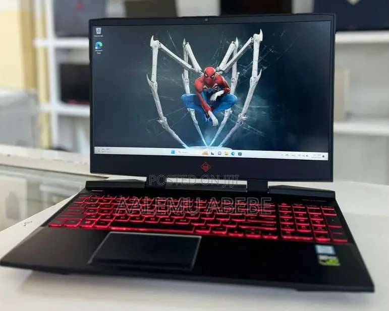 New Laptop HP Omen X 8GB Intel Core I5 HDD+SSD 1T