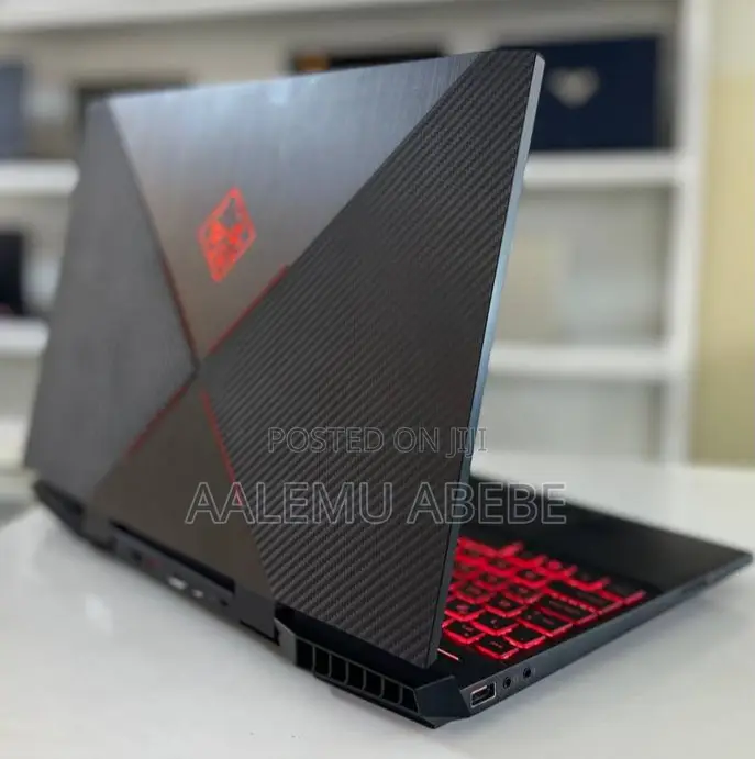 New Laptop HP Omen X 8GB Intel Core I5 HDD+SSD 1T