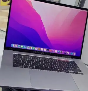 New Laptop Apple MacBook Pro 2017 16GB Intel Core I7 SSD 512GB