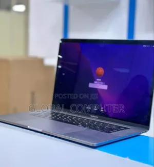 New Laptop Apple MacBook Pro 2017 16GB Intel Core I7 SSD 1T