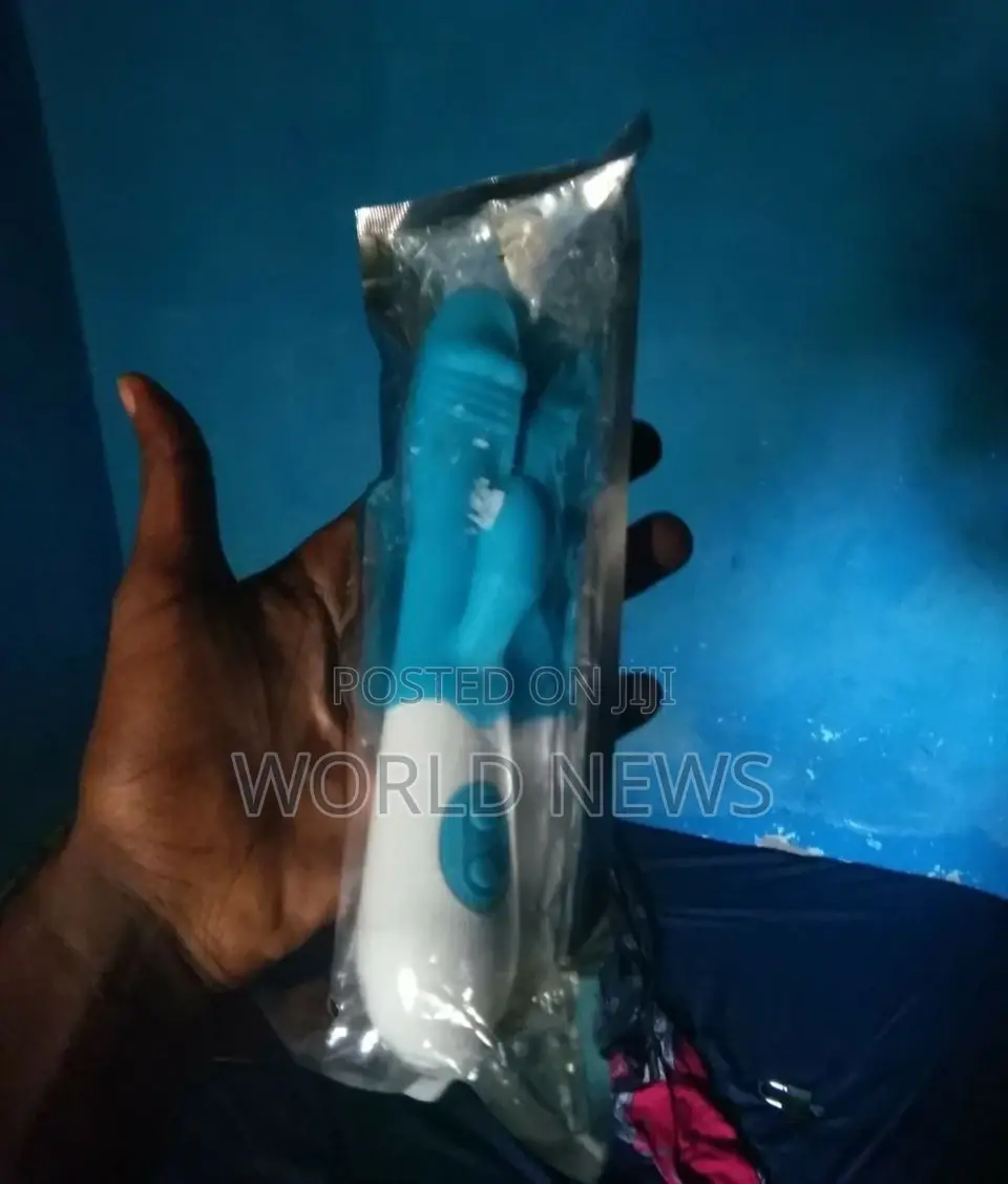 Rozi Vibrator Dildo