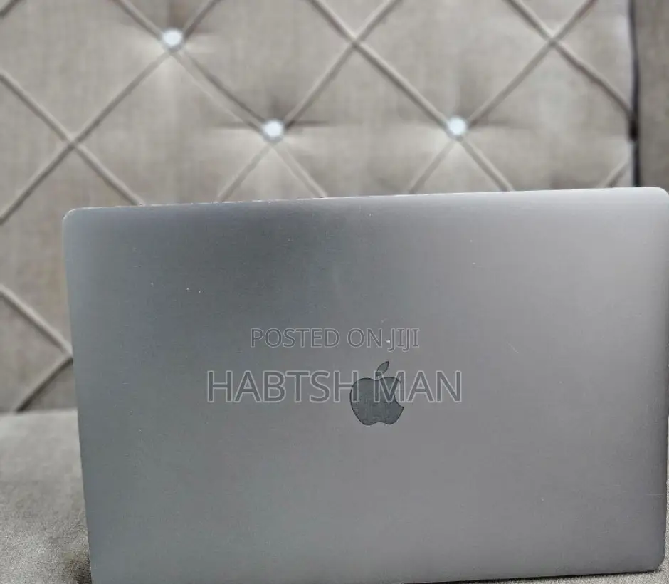 New Laptop Apple MacBook Pro 2016 16GB Intel Core I7 SSD 256GB