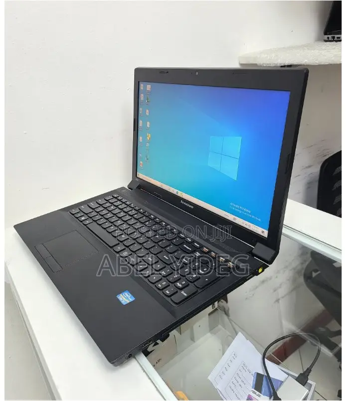 New Laptop Lenovo 4GB Intel Core I3 HDD 500GB