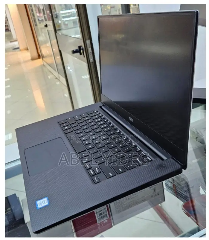 New Laptop Dell XPS 15 16GB Intel Core I7 SSD 512GB