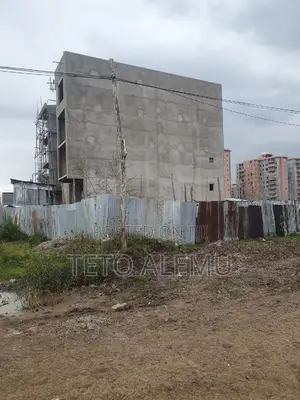 የሚሸጥ ቦታ አራብሳ ውሀ ታንከር
