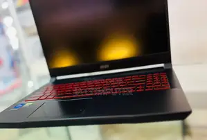 New Laptop MSI Katana GF66 16GB Intel Core I7 SSD 1T