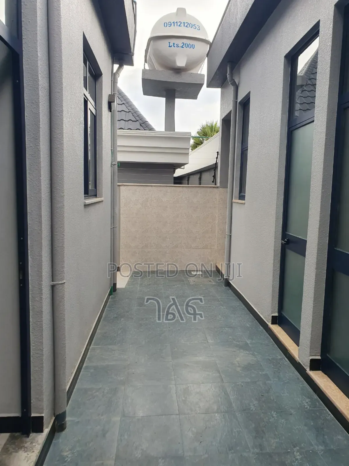 3bdrm Villa in የግል ቪላ ቅንጡ ተደርጎ በልዩ, Yeka for sale