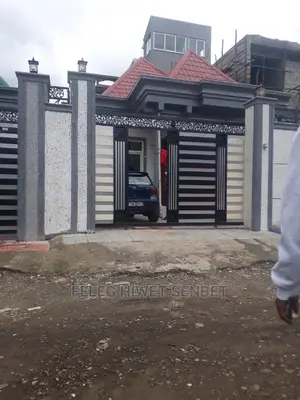 Furnished 5bdrm Villa in አአ, Bole for Sale