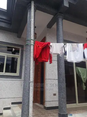 Furnished 5bdrm Villa in አአ, Bole for Sale