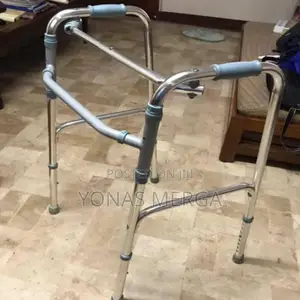 Walker/Waker/ወከር+_waker Handgrip to Maximize Patient Comfort