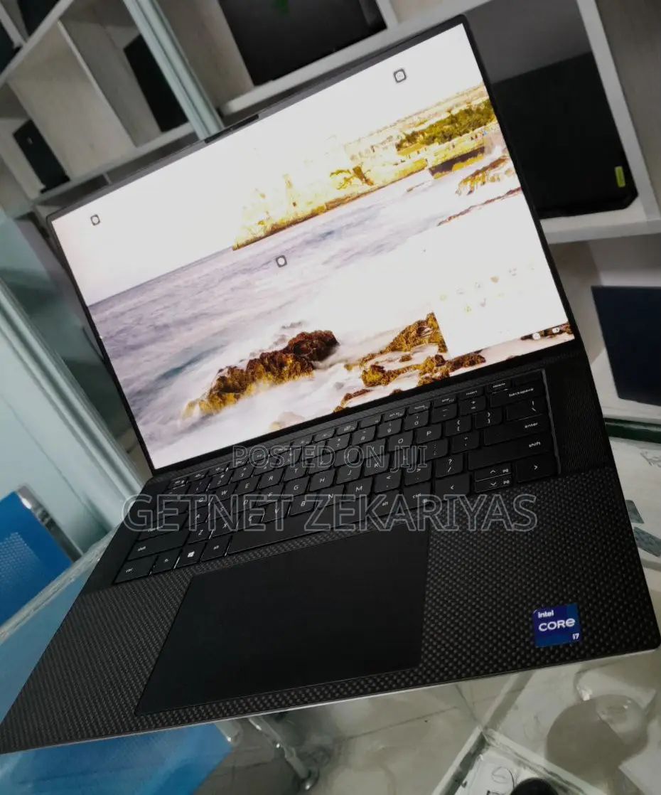 New Laptop Dell XPS 15 16GB Intel Core I7 SSD 512GB