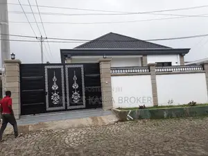 3bdrm Villa in አያት የአያት ቤቶች በልዮ ጥራት, Yeka for sale
