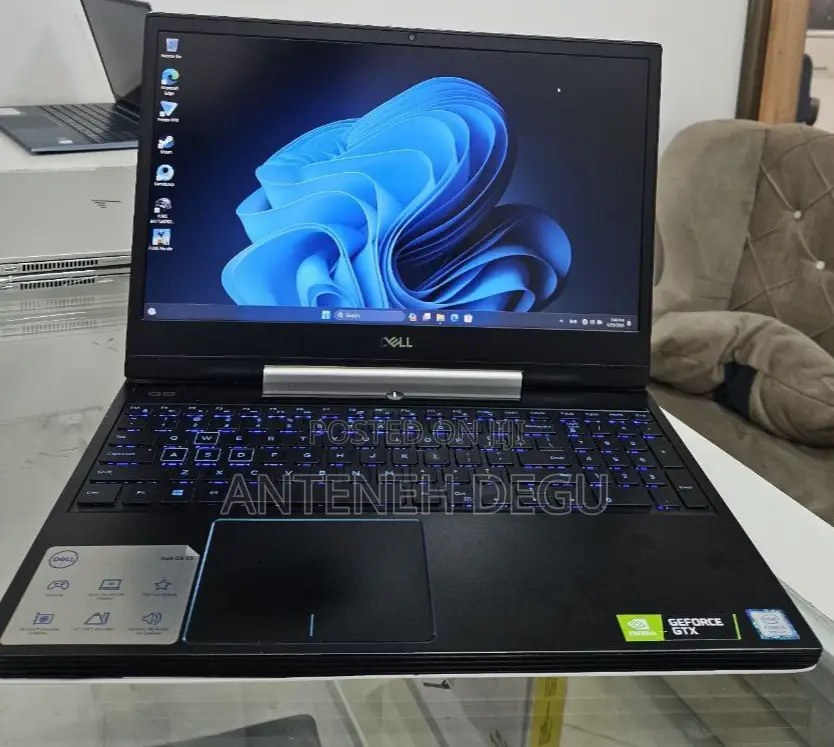 New Laptop Dell G15 5511 8GB Intel Core i5 HDD+SSD 1T