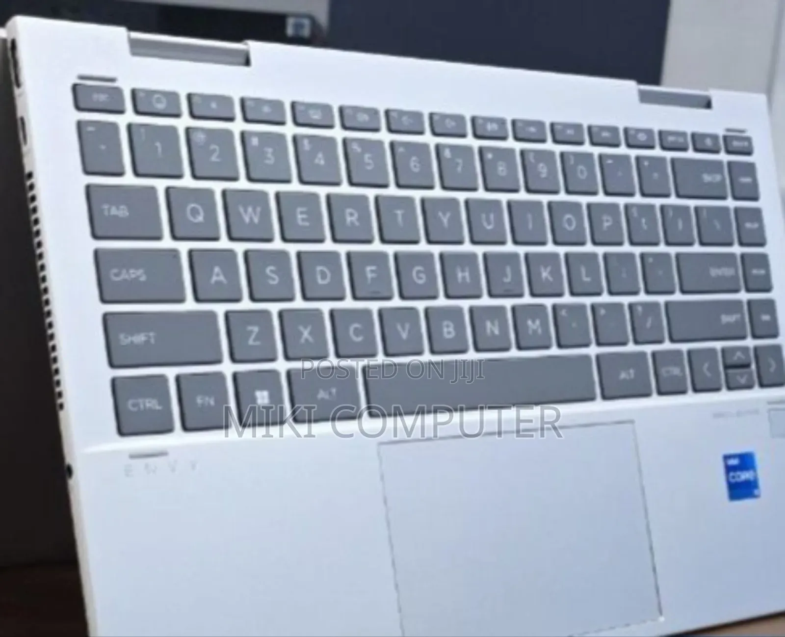 New Laptop HP Envy X360 8GB Intel Core I5 SSD 512GB