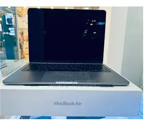 New Laptop Apple MacBook Air 2022 M2 8GB Apple M2 SSD 256GB