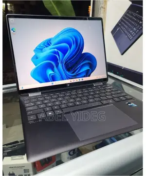 New Laptop HP Spectre X360 16GB Intel Core I7 SSD 512GB