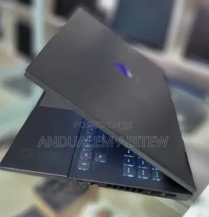 New Laptop HP Omen 15 16GB AMD Ryzen 7 SSD 512GB
