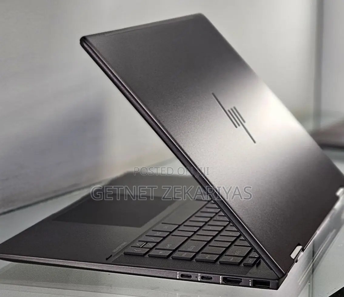 New Laptop HP Envy X360 16GB AMD Ryzen 7 SSD 512GB