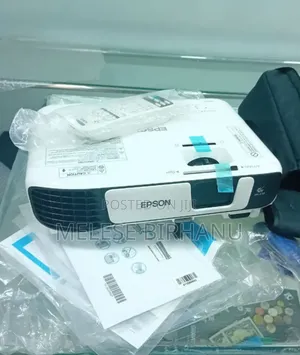 New Epson Eb-S41