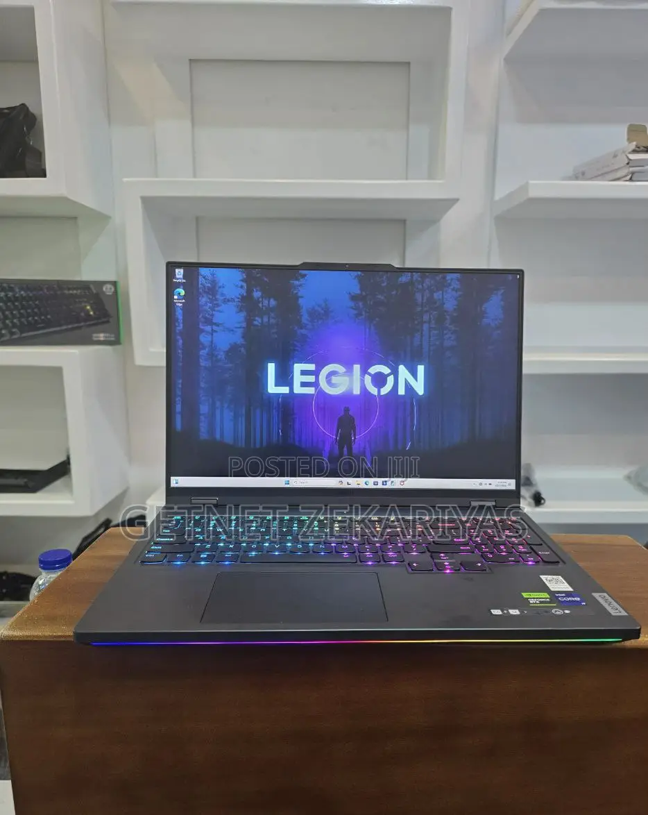 New Laptop Lenovo Legion 7 32GB Intel Core I9 SSD 1T