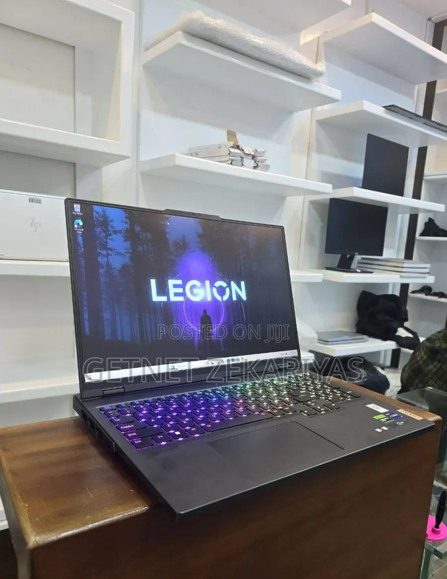 New Laptop Lenovo Legion 7 32GB Intel Core I9 SSD 1T