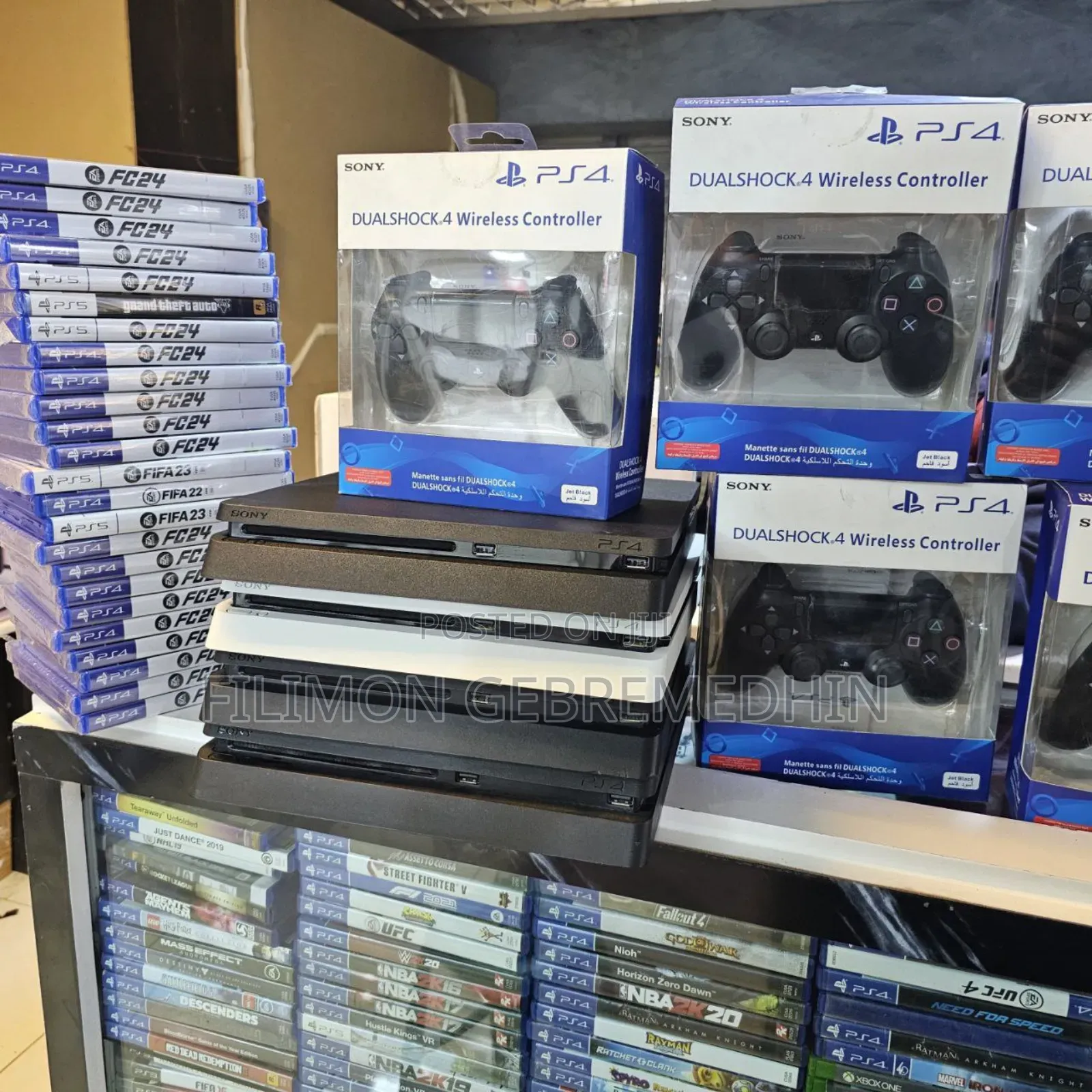 Playstation 4 Slim