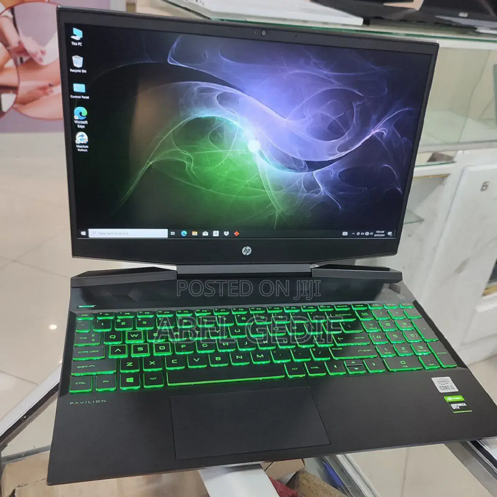 New Laptop HP Pavilion Power 15 8GB Intel Core I5 SSD 512GB