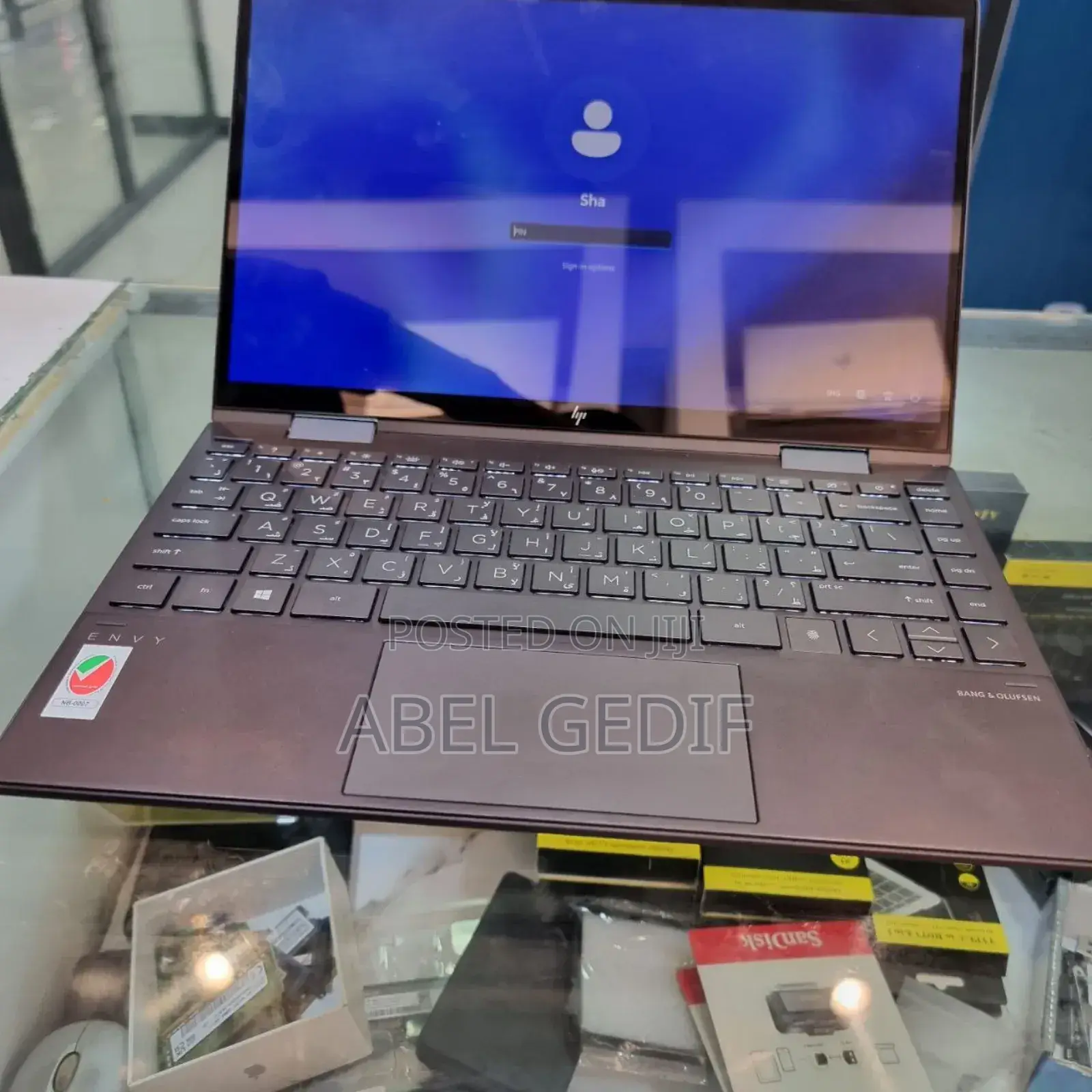 New Laptop HP Envy X360 8GB Intel Core I7 SSD 1T