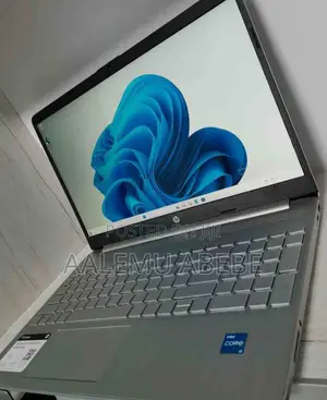 New Laptop HP Stream Notebook 8GB Intel Core I3 SSD 256GB