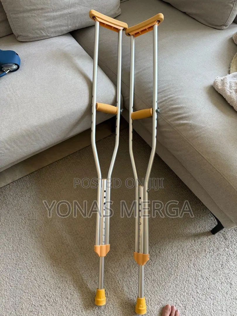 ክራንች¤¢፭፮crutches/+_Cranch:=-Crunch;$)Crutches' (Crutches