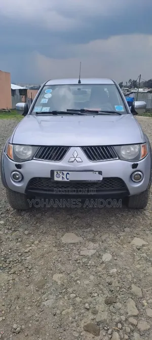 Mitsubishi L200 Club Cab 2.5 136hp 4WD 2007 Silver