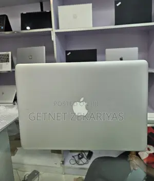 New Laptop Apple MacBook Pro 2012 4GB Intel Core I5 HDD 500GB
