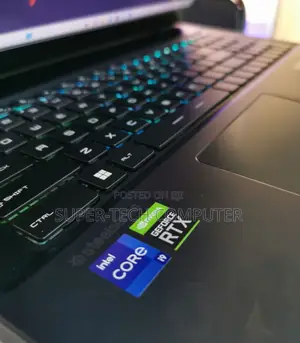 New Laptop MSI Raider GE76 12UGS 32GB Intel Core I9 SSD 2T