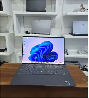 New Laptop Dell XPS 13 32GB Intel Core I7 SSD 1T