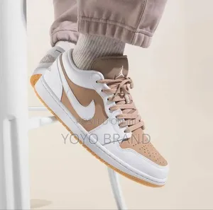 Air Jordan Low
