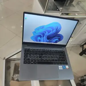 New Laptop Huawei MateBook 13 WRT-W29E 16GB Intel Core I5 SSD 512GB