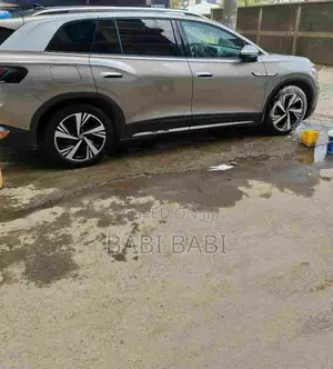 Volkswagen ID.6 2023 Gray