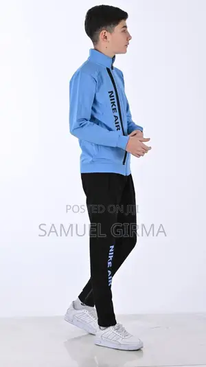 -2 Piece Sportswear 
  High Quality