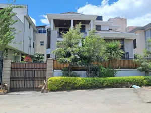 4bdrm House in የሚሸጥ ቤት አያት, Bole for sale