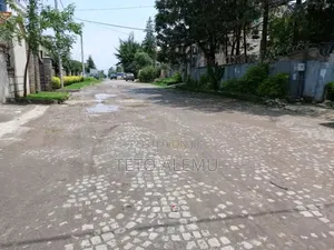 የሚሸጥ ቦታ ሰሚት ፍየል ቤት