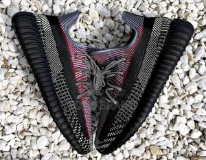 Adidas Yezzy Fashion Shoes