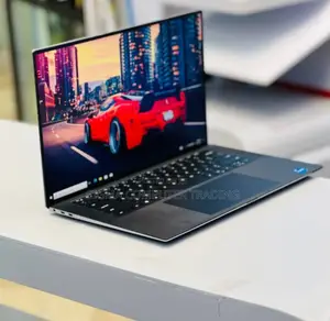 New Laptop Dell Precision 15 3520 16GB Intel Core I7 SSD 512GB