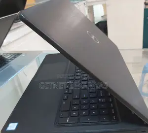 New Laptop Dell XPS 15 4GB Intel Core I5 HDD 1T