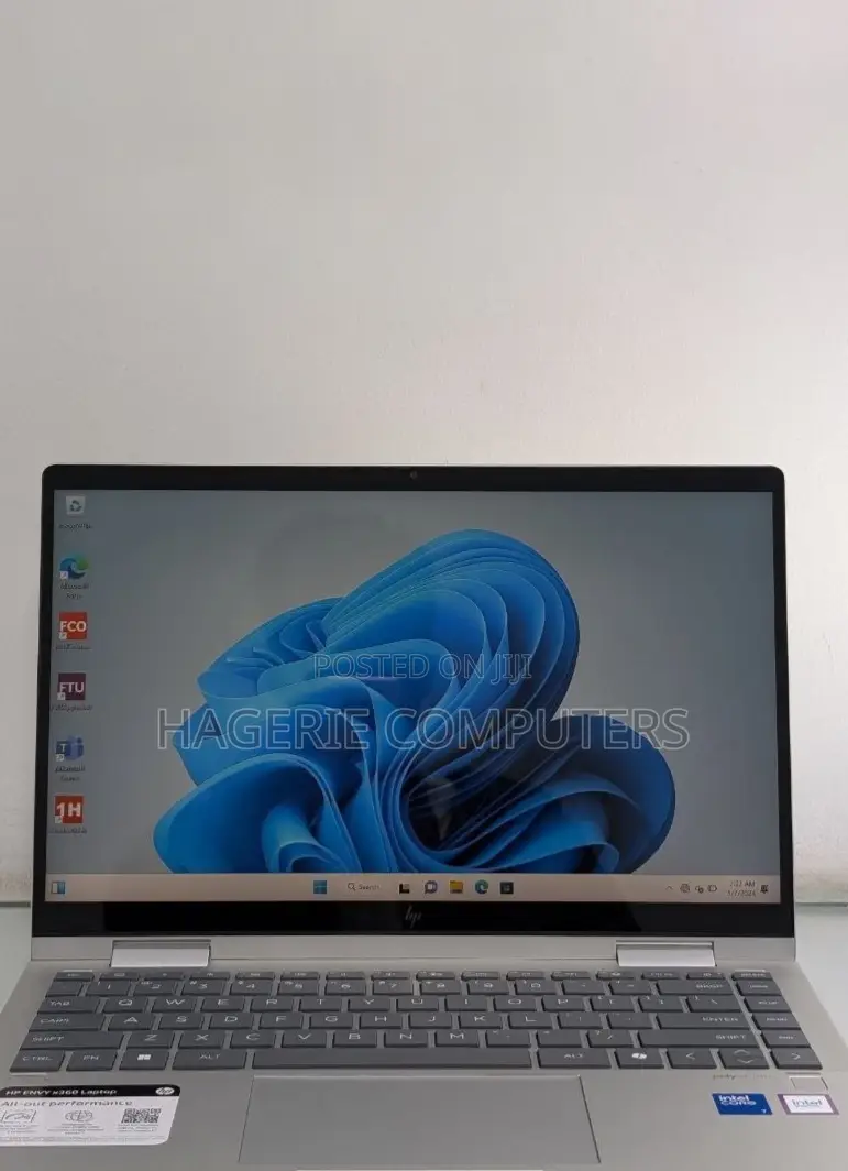New Laptop HP Envy X360 16GB Intel Core I7 SSD 256GB