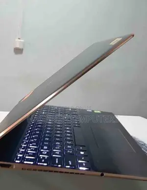 New Laptop HP Spectre X360 16GB Intel Core I7 SSD 512GB
